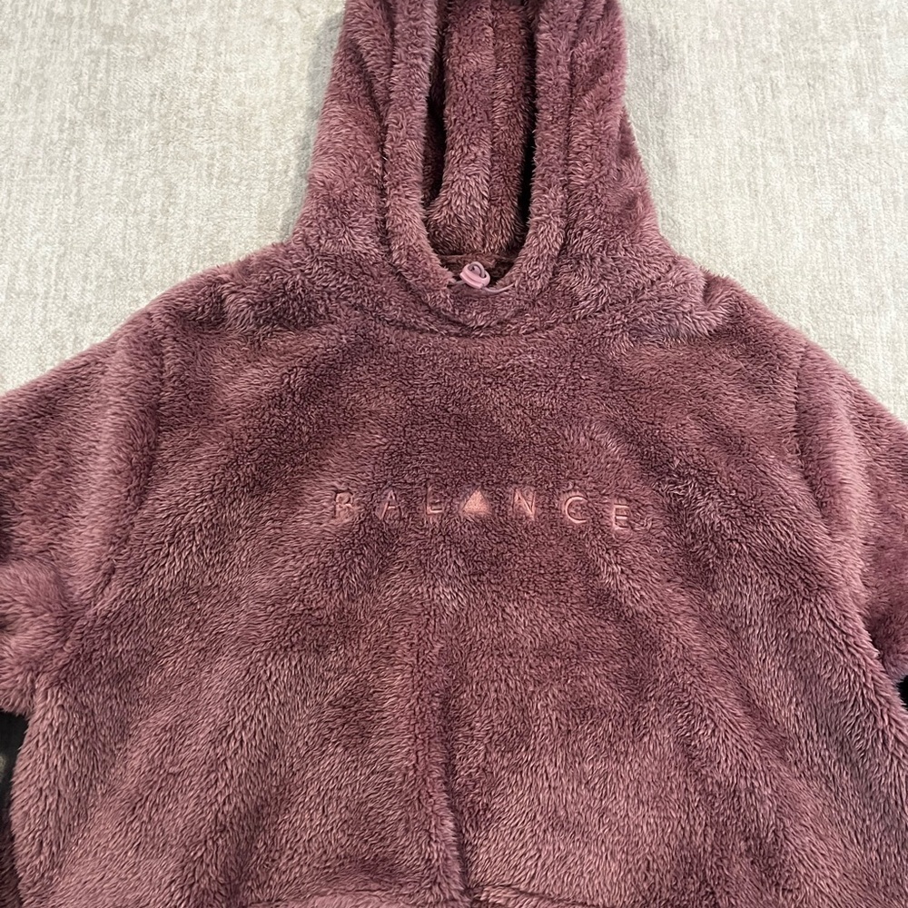 Balance Athletica Sherpa Cropped Hoodie - Mauve - Picture 4 of 7